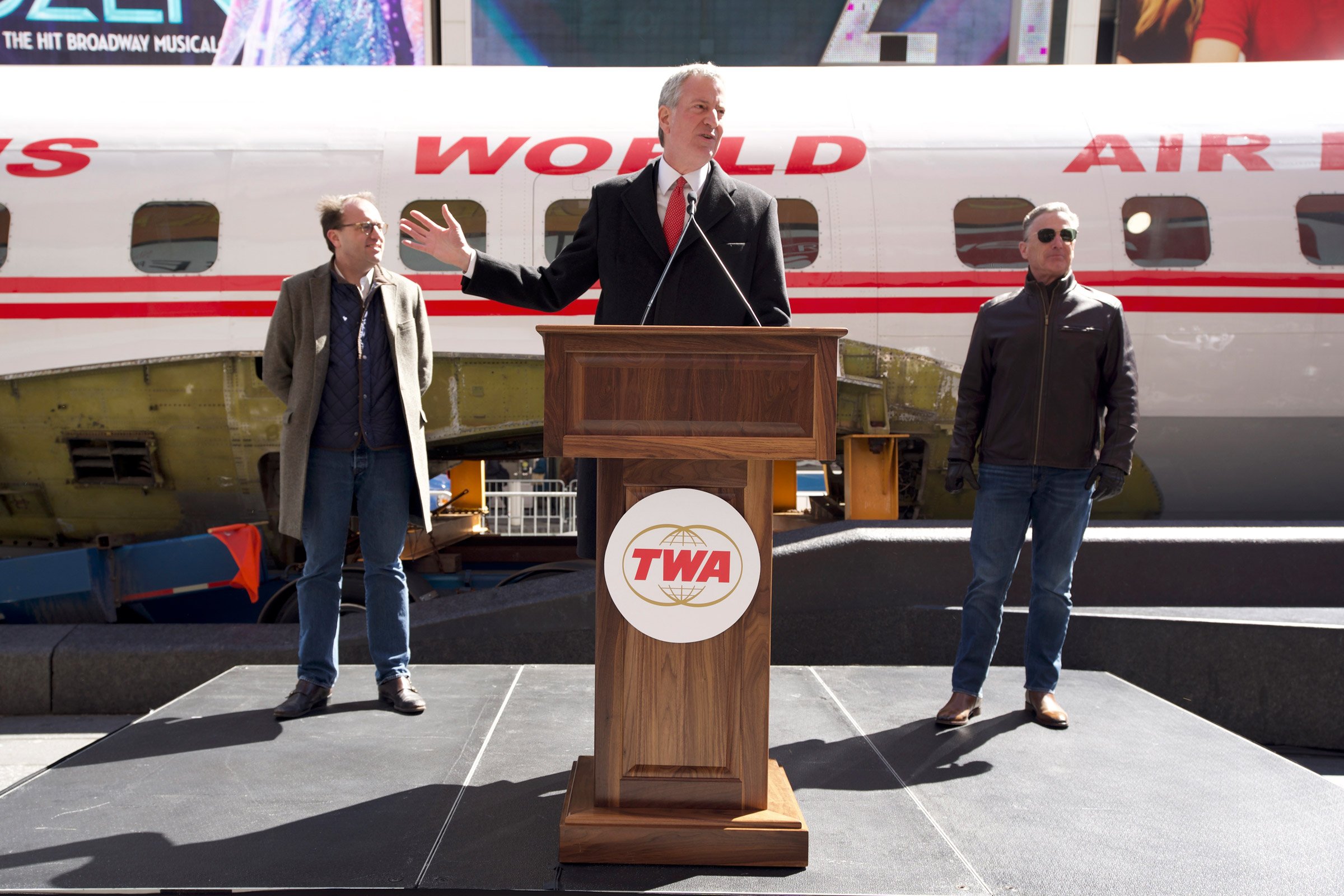 New York City Mayor Bill de Blasio (center) with CEO and Managing Partner of MCR and MORSE Development Tyler Morse (left) and New York Hotel and Motel Trades Council President Peter Ward (right) on March 23, 2019. 